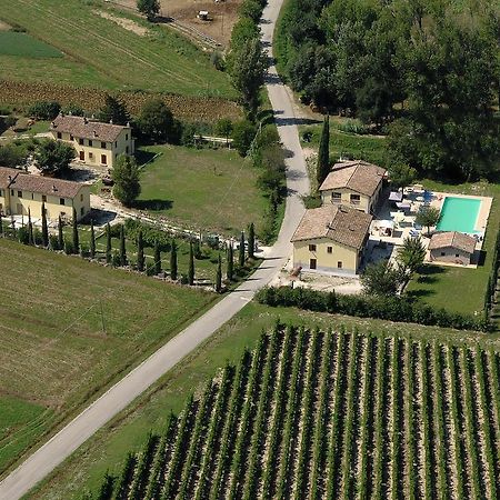 Agriturismo Villaggio Green Монтефалько Экстерьер фото