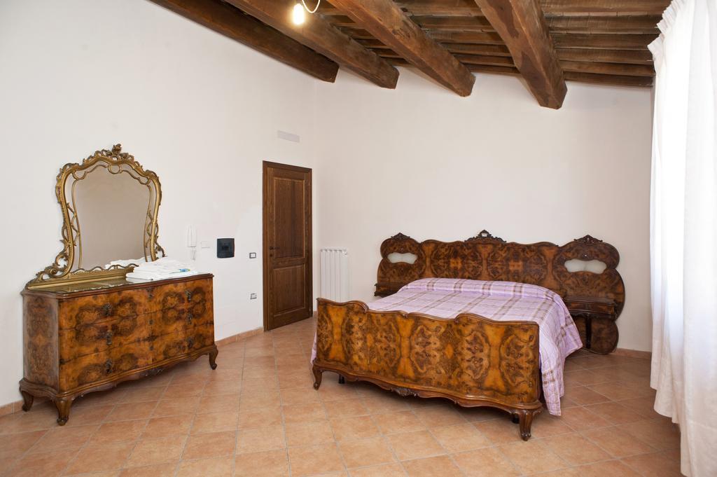 Agriturismo Villaggio Green Монтефалько Номер фото