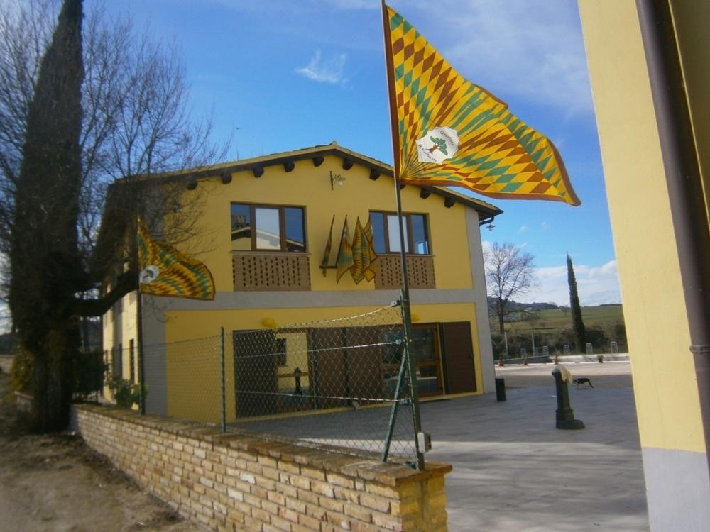 Agriturismo Villaggio Green Монтефалько Экстерьер фото