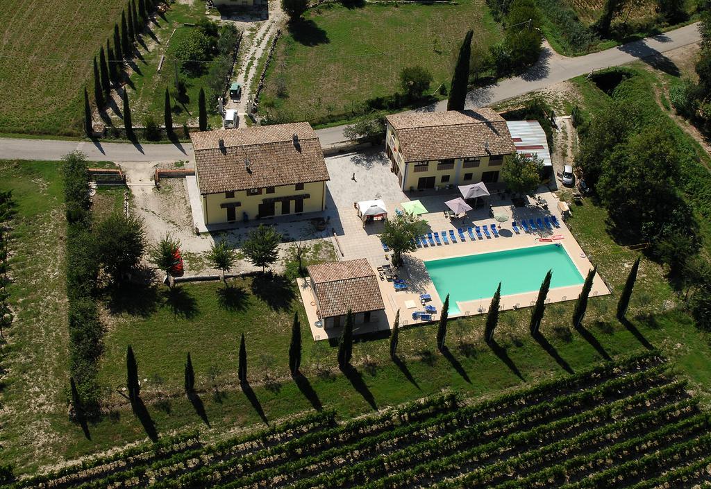 Agriturismo Villaggio Green Монтефалько Номер фото
